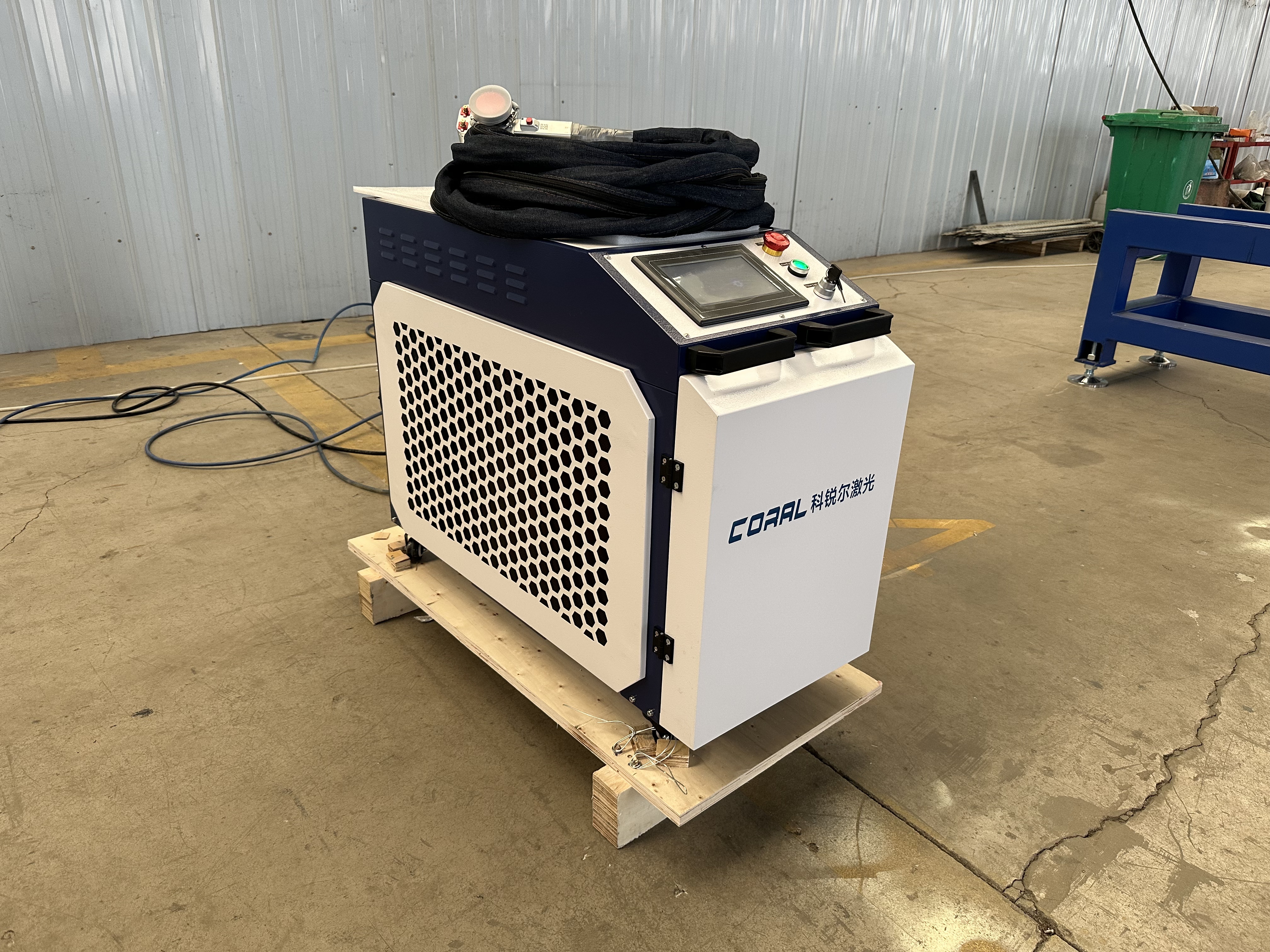 New Low Price 200w 300w 500w 1 - مراجعة Industrial Laser Cleaning Machine Price وسعره