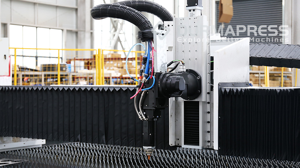 Bevel Cutting Head 30KW  CE Ce - مراجعة Quality Industrial Laser Cutting وسعره