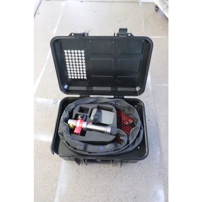 Maxcool Pulsed Suitcase Fiber  - مراجعة Industrial Laser Cleaning Equipment وسعره